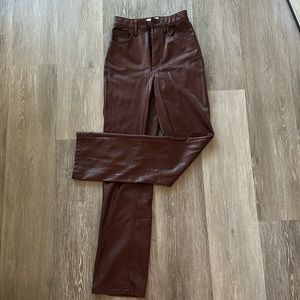 The 90s Straight Ultra High Rise Leather Pants
